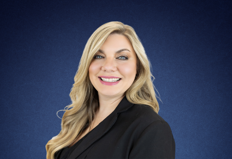 Rachel 2026 Headshot-1
